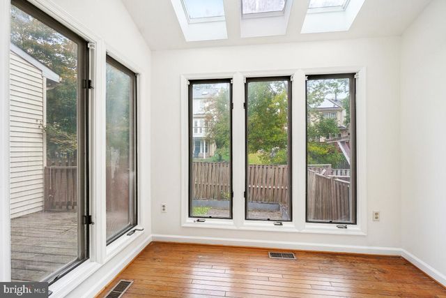 13 DRUMCASTLE CT, Germantown, MD 20876