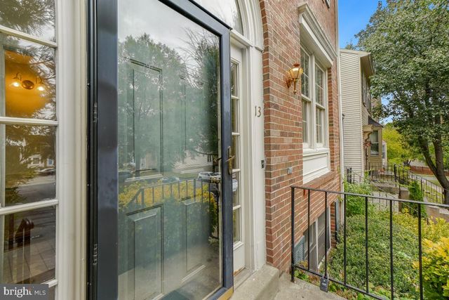 13 DRUMCASTLE CT, Germantown, MD 20876