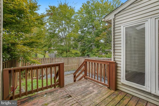 13 DRUMCASTLE CT, Germantown, MD 20876
