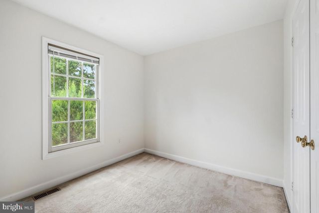 13 DRUMCASTLE CT, Germantown, MD 20876