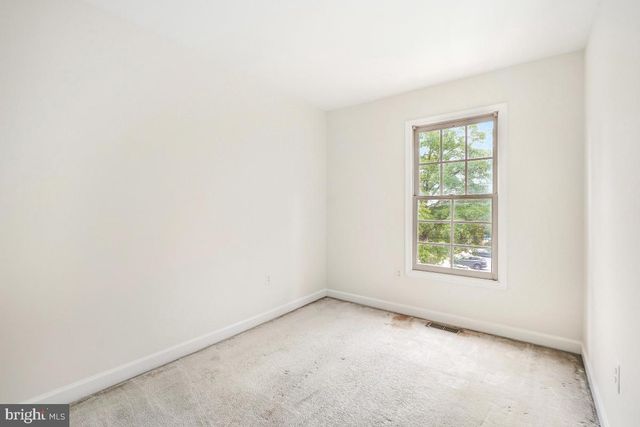 13 DRUMCASTLE CT, Germantown, MD 20876
