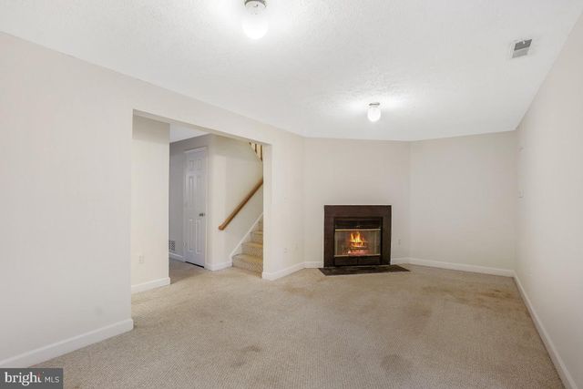 13 DRUMCASTLE CT, Germantown, MD 20876