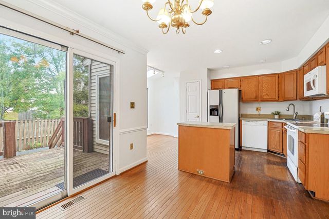 13 DRUMCASTLE CT, Germantown, MD 20876