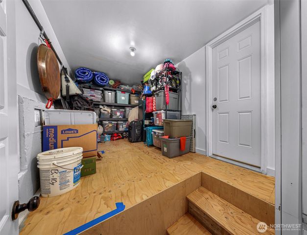 32 Hillside Place, Bellingham, WA 98229