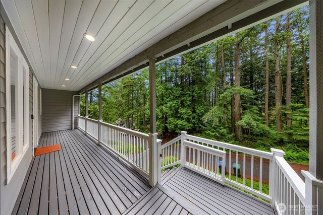 32 Hillside Place, Bellingham, WA 98229