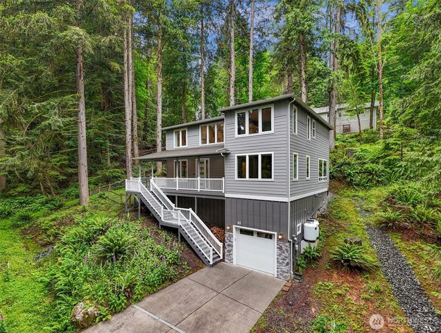 32 Hillside Place, Bellingham, WA 98229