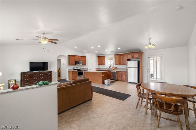 672 Lampshire Lane, Pahrump, NV 89060