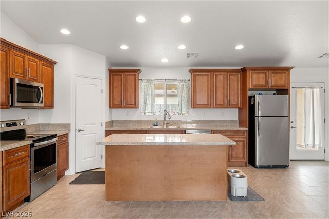 672 Lampshire Lane, Pahrump, NV 89060