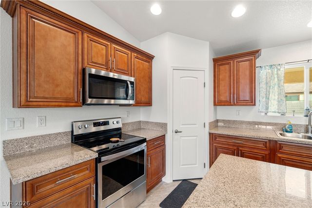 672 Lampshire Lane, Pahrump, NV 89060