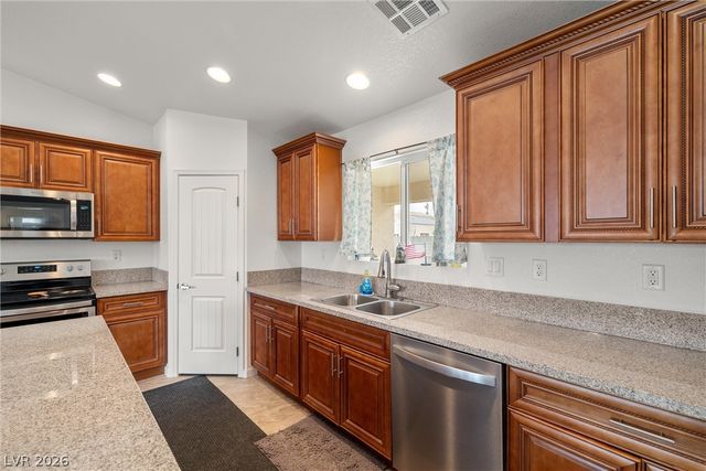 672 Lampshire Lane, Pahrump, NV 89060