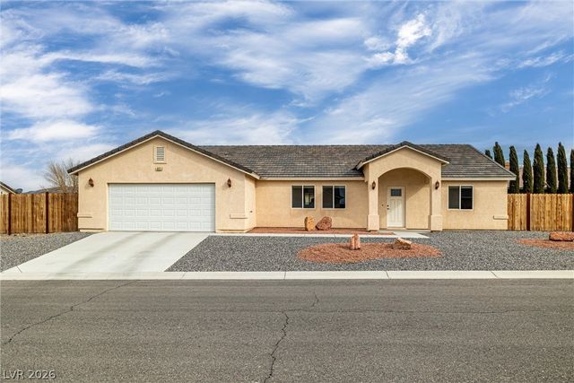 672 Lampshire Lane, Pahrump, NV 89060