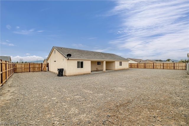 672 Lampshire Lane, Pahrump, NV 89060