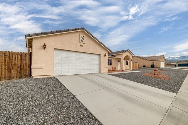 672 Lampshire Lane, Pahrump, NV 89060
