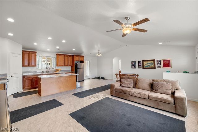 672 Lampshire Lane, Pahrump, NV 89060