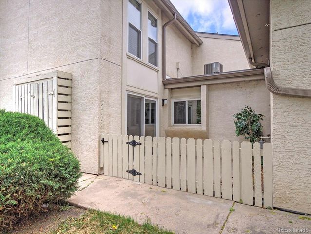 3330 Templeton Gap Road 8, Colorado Springs, CO 80907