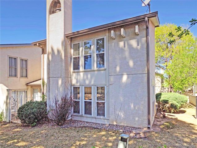 3330 Templeton Gap Road 8, Colorado Springs, CO 80907