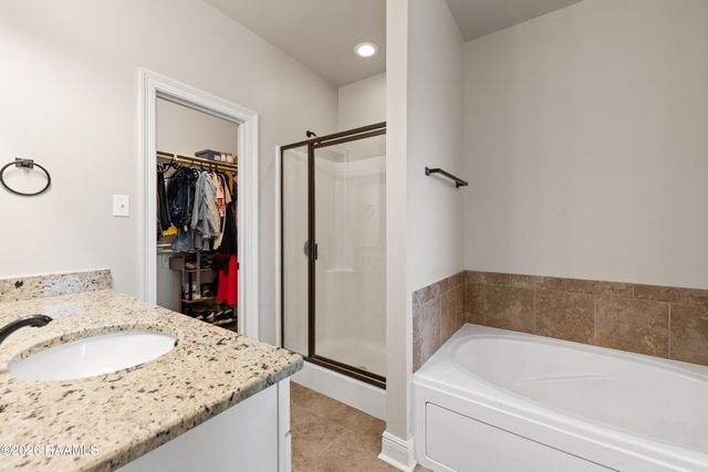 347 Victoria Lights Lane, Broussard, LA 70518