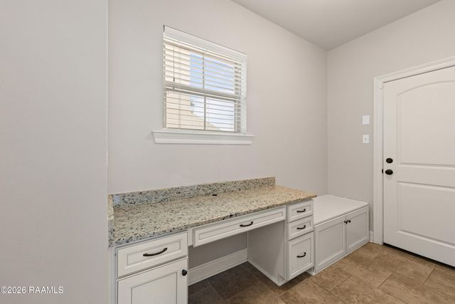 347 Victoria Lights Lane, Broussard, LA 70518