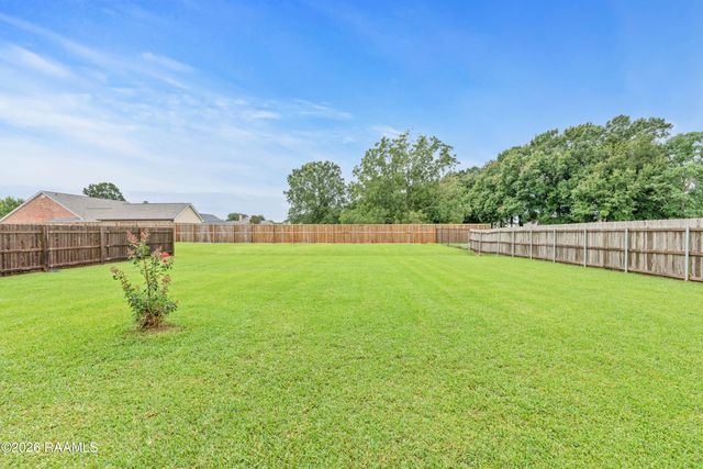 347 Victoria Lights Lane, Broussard, LA 70518