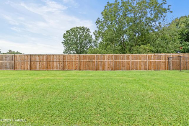 347 Victoria Lights Lane, Broussard, LA 70518