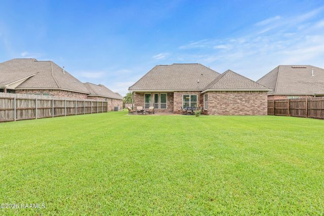 347 Victoria Lights Lane, Broussard, LA 70518