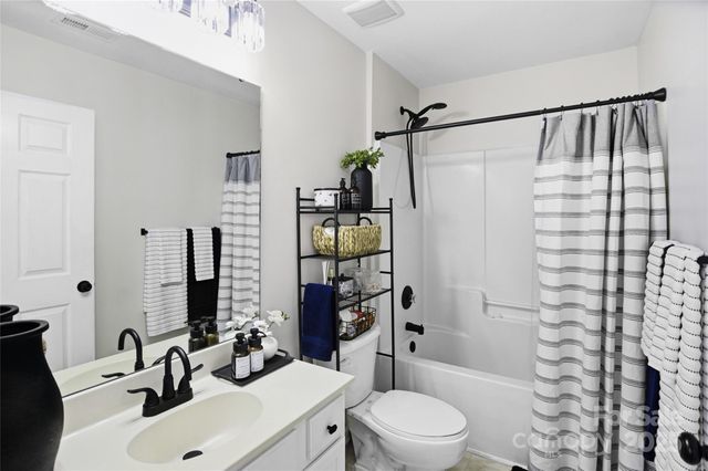 4169 Birch Leaf Court, Charlotte, NC 28215