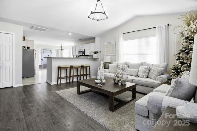 4169 Birch Leaf Court, Charlotte, NC 28215