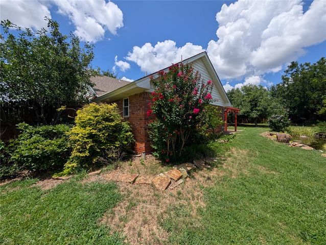 10133 Bromley Court, Oklahoma City, OK 73159