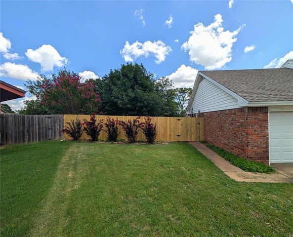 10133 Bromley Court, Oklahoma City, OK 73159