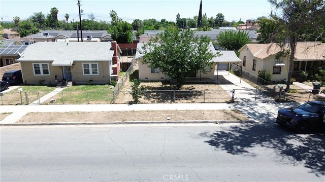 514 L, Bakersfield, CA 93304