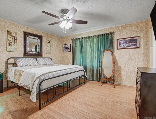 213 Curbstone Road, Hot Springs, AR 71913