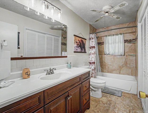 213 Curbstone Road, Hot Springs, AR 71913