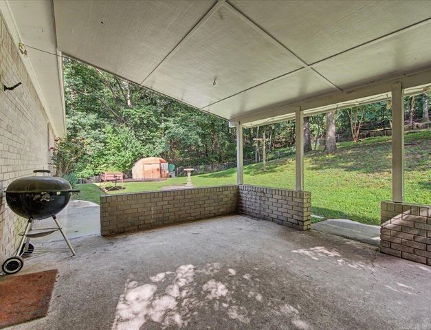 213 Curbstone Road, Hot Springs, AR 71913