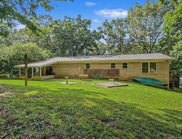 213 Curbstone Road, Hot Springs, AR 71913
