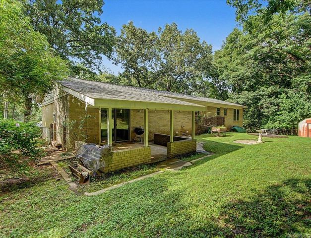 213 Curbstone Road, Hot Springs, AR 71913