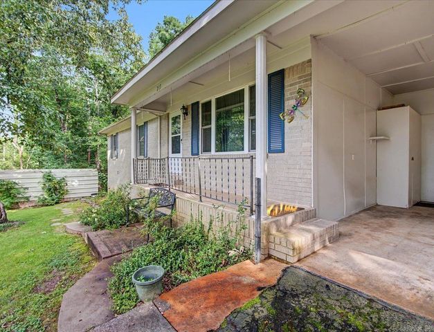 213 Curbstone Road, Hot Springs, AR 71913