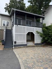 150 Bass Point Rd 2, Nahant, MA 01908