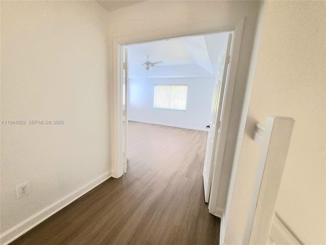 11373 NW 65th St, Doral, FL 33178