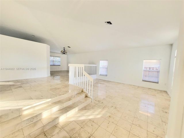 11373 NW 65th St, Doral, FL 33178