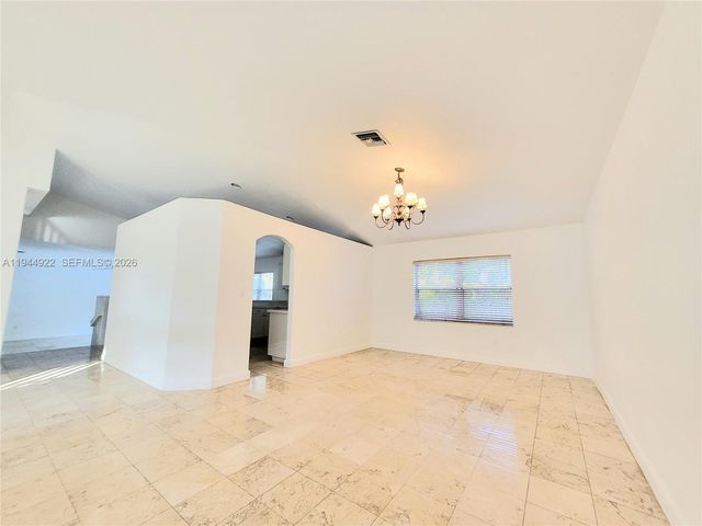 11373 NW 65th St, Doral, FL 33178