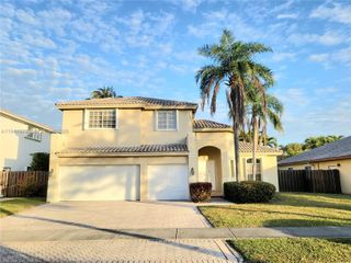 11373 NW 65th St, Doral, FL 33178