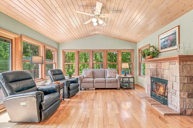 163 Skyline Drive, River Falls, WI 54022
