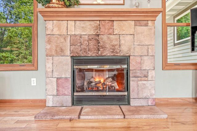 163 Skyline Drive, River Falls, WI 54022