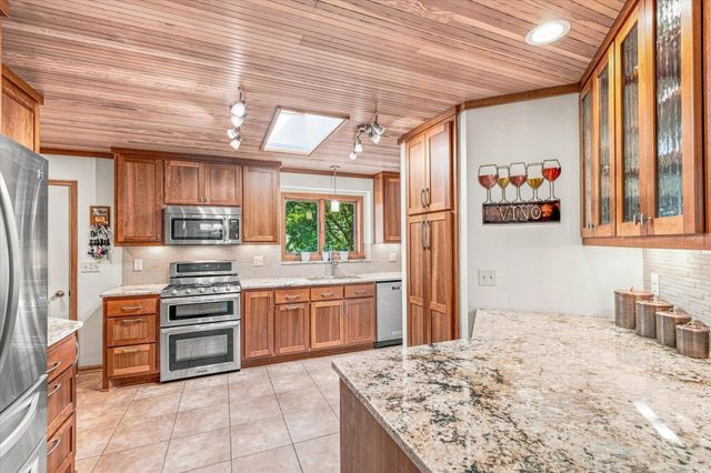 163 Skyline Drive, River Falls, WI 54022