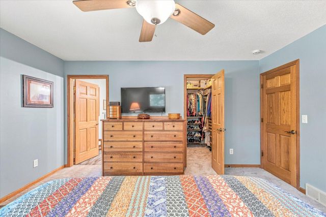 163 Skyline Drive, River Falls, WI 54022