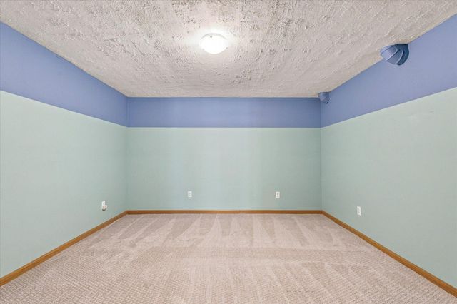 163 Skyline Drive, River Falls, WI 54022