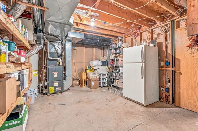 163 Skyline Drive, River Falls, WI 54022