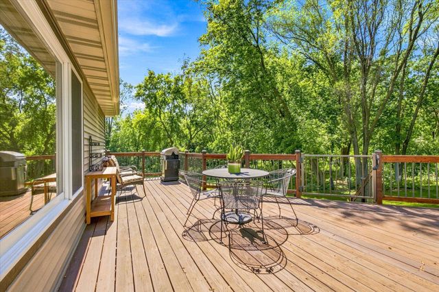 163 Skyline Drive, River Falls, WI 54022