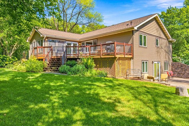 163 Skyline Drive, River Falls, WI 54022