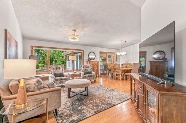 163 Skyline Drive, River Falls, WI 54022